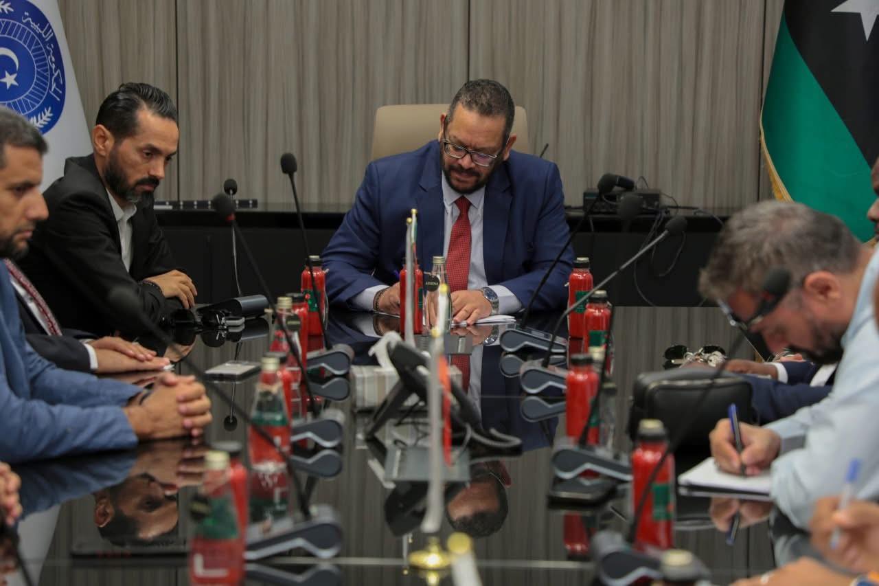 شركة البريد والاتصالات تستعرض عدد من التحديات