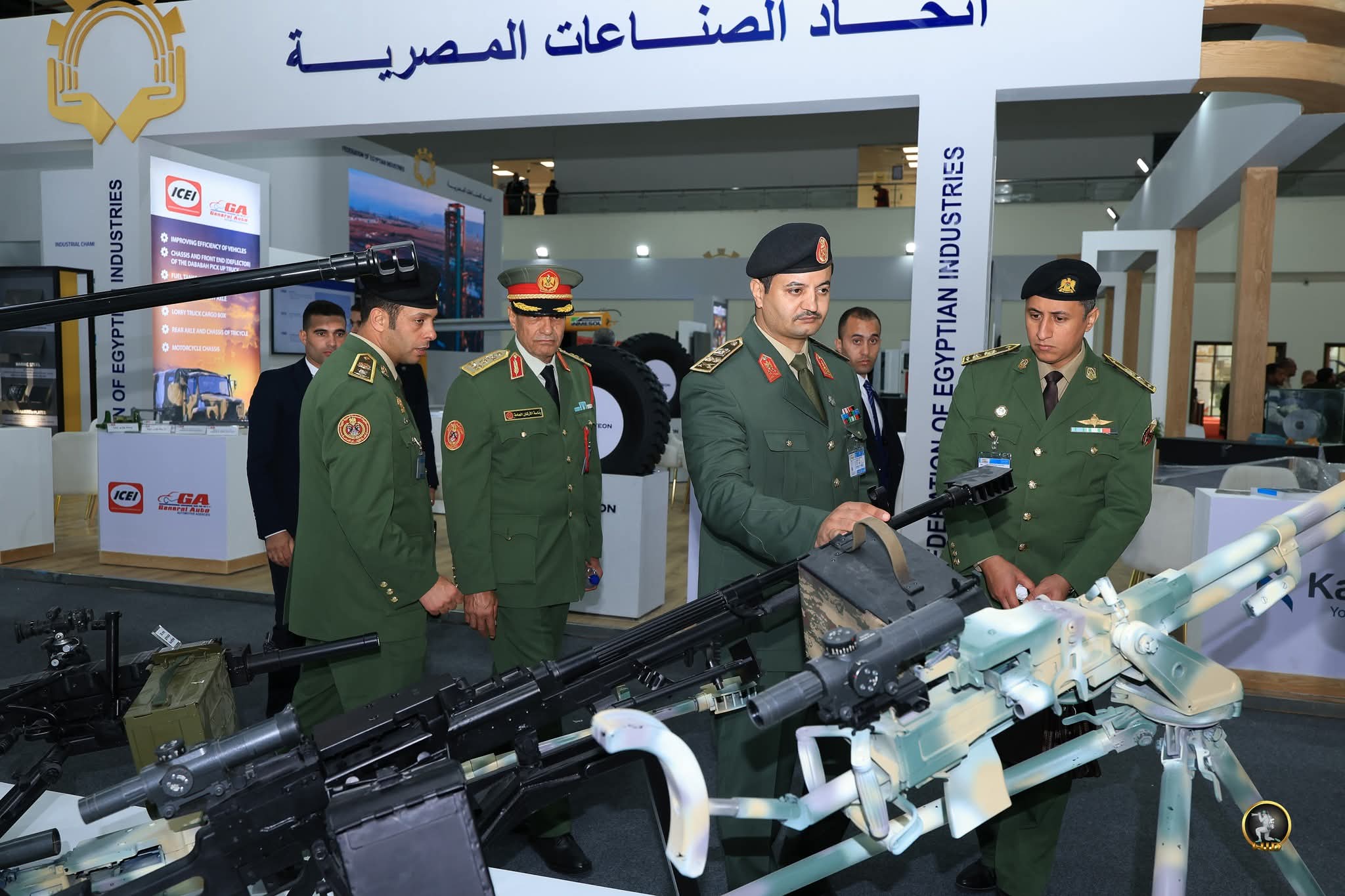 رئيس الأركان يجري زيارة إلى جمهورية مصر العربية 