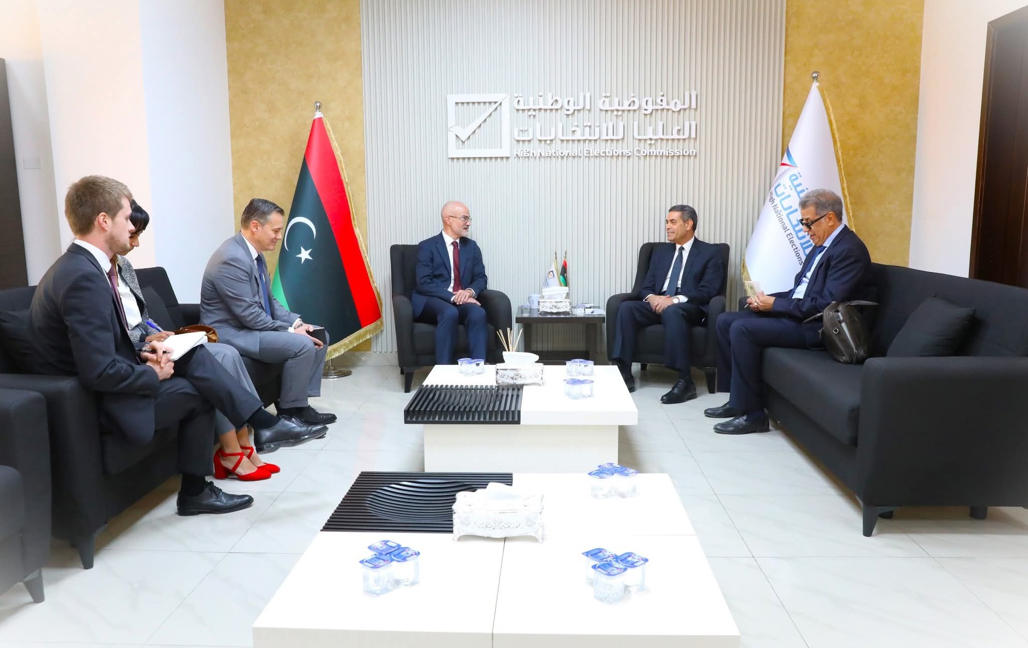 السايح يناقش مع الخارجية الفرنسية الاستعدادات للعملية الانتخابية