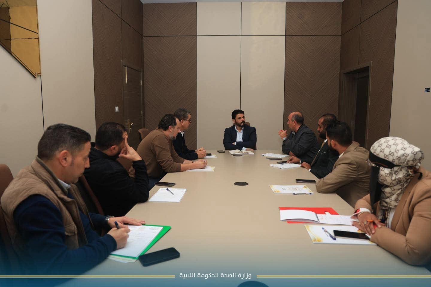 وكيل الصحة يوجه بتوفير الدم بأنواعه للمرافق الصحية