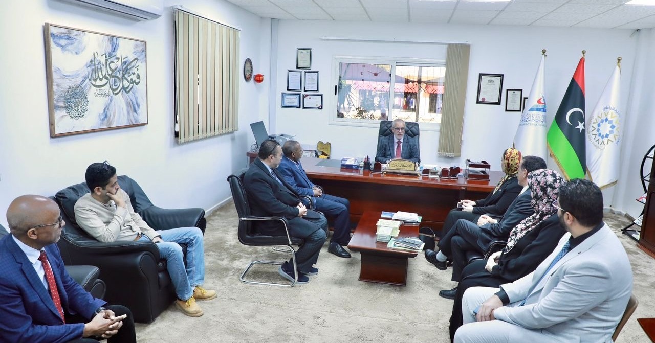 السفارة الأمريكية تبحث التعاون بين الجامعات الليبية والأمريكية
