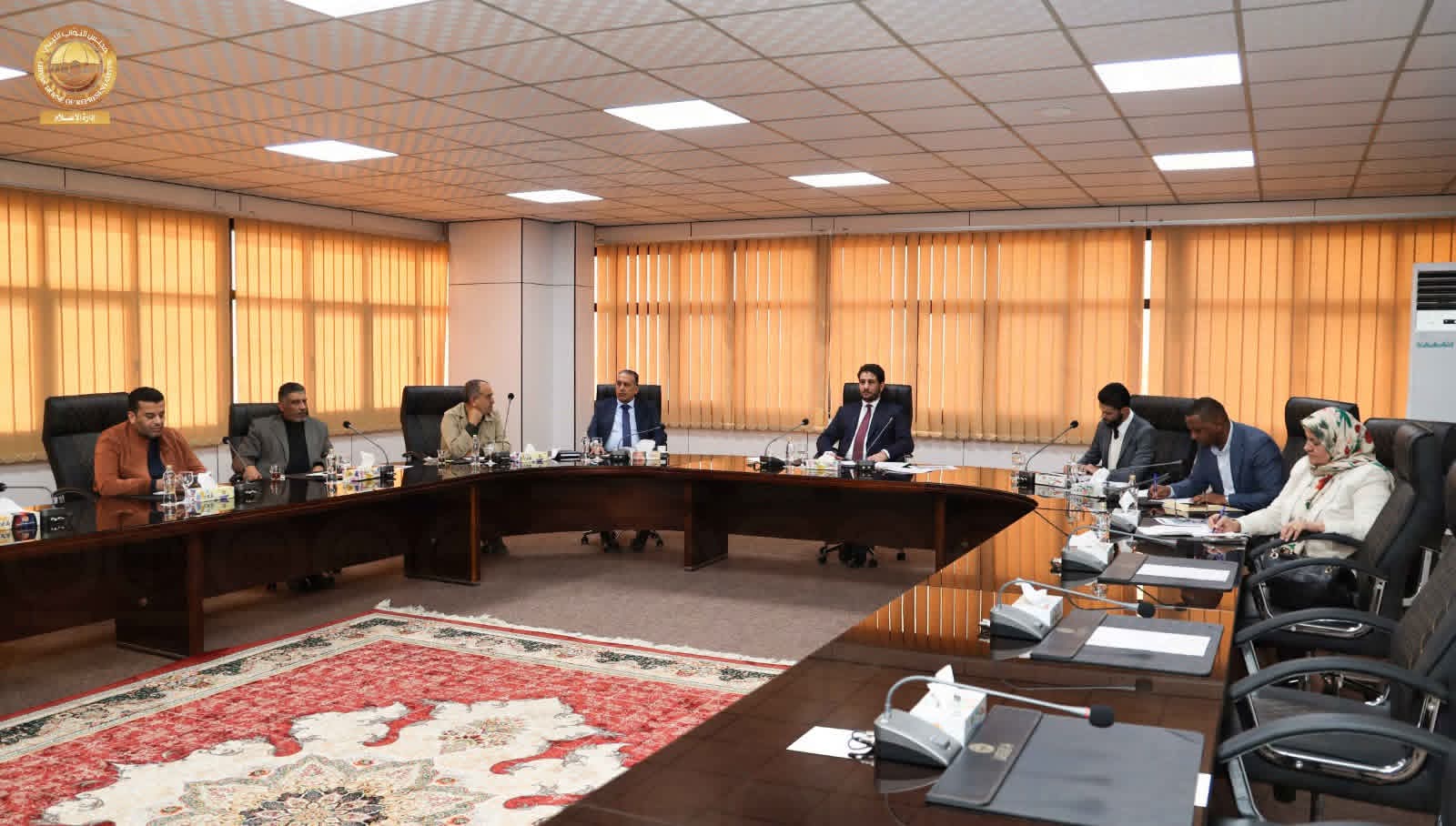 اللجنة المكلفة بالتواصل مع المركزي تواصل أعمالها