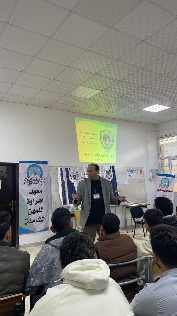 وسط إصرار على حماية الأجيال… فريق التوعية بمكافحة المخدرات يحطّ الرحال في هراوة ويحصّن مئات الطلاب