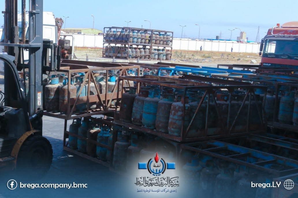 استمرار توزيع شحنات أسطوانات الغاز من مستودع رأس المنقار للمناطق الوسطى والشرقية