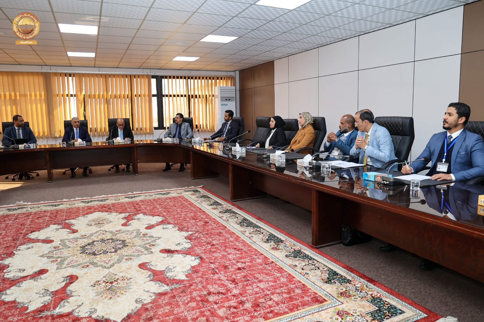 ديوان مجلس النواب يبحث مع بعثة الصليب الأحمر سبل التعاون والدعم الفني