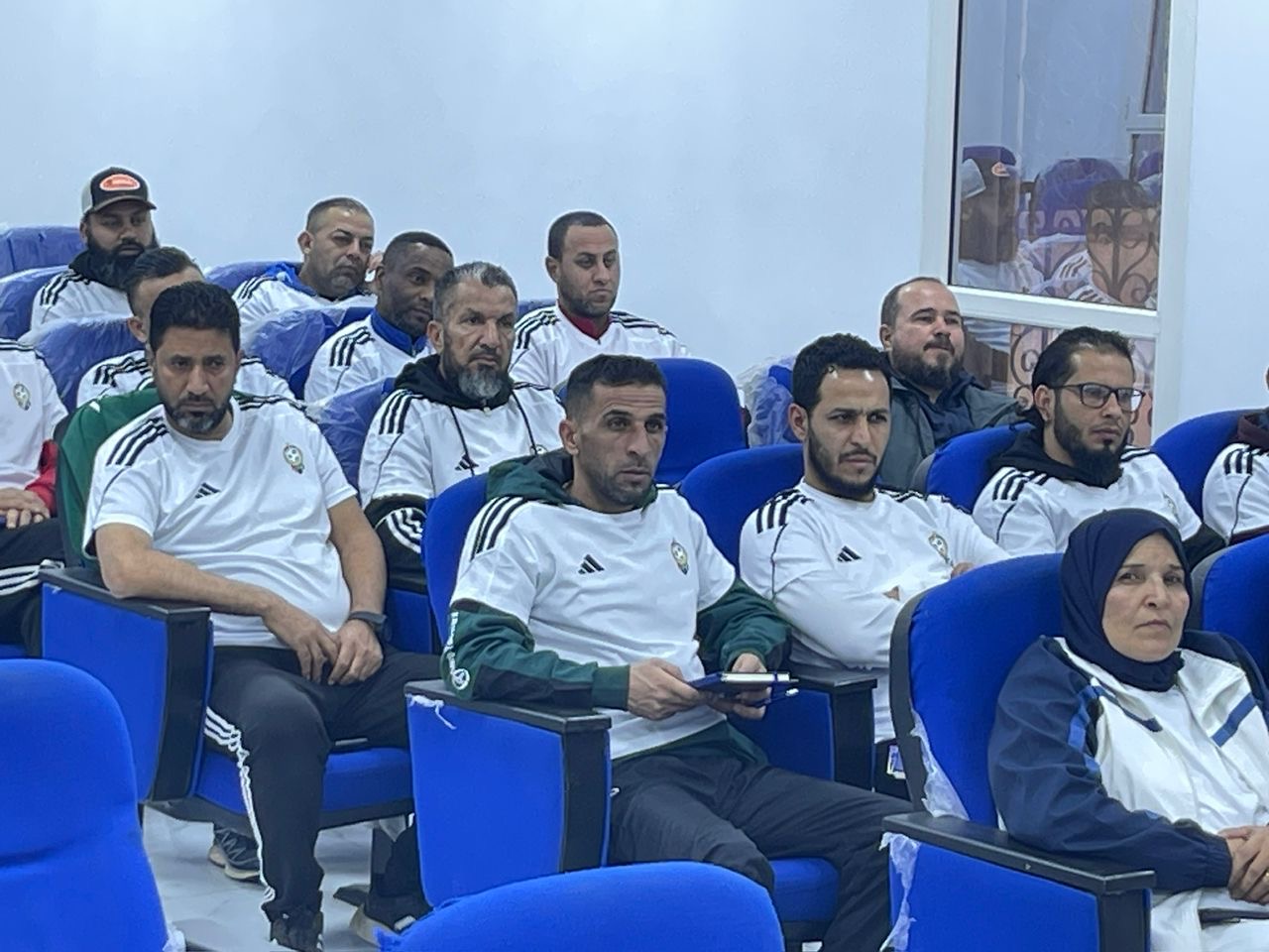 اختتام الدورة التدريبية لكرة القدم المدرسية لمعلمي التربية البدنية في بنغازي