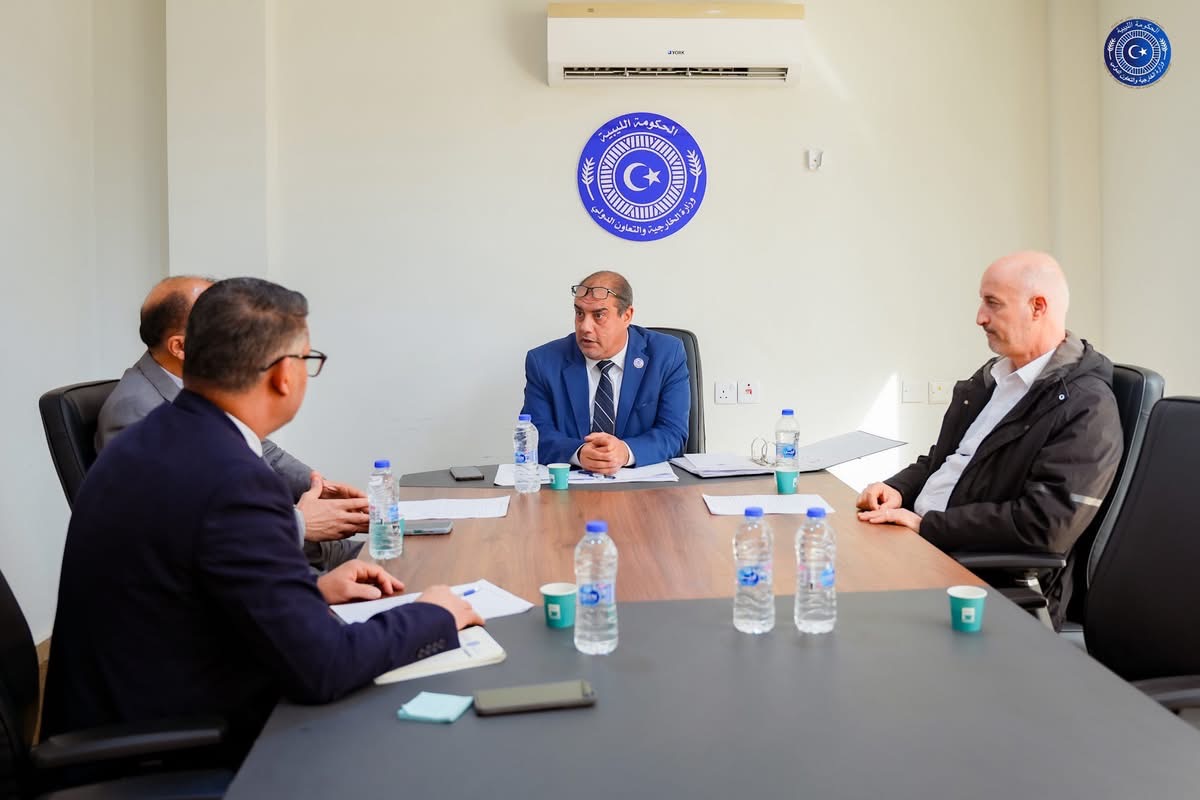 وزارة الخارجية والتعاون الدولي تعقد اجتماع اللجنة الوطنية لمنح أذونات عمل المنظمات الأجنبية