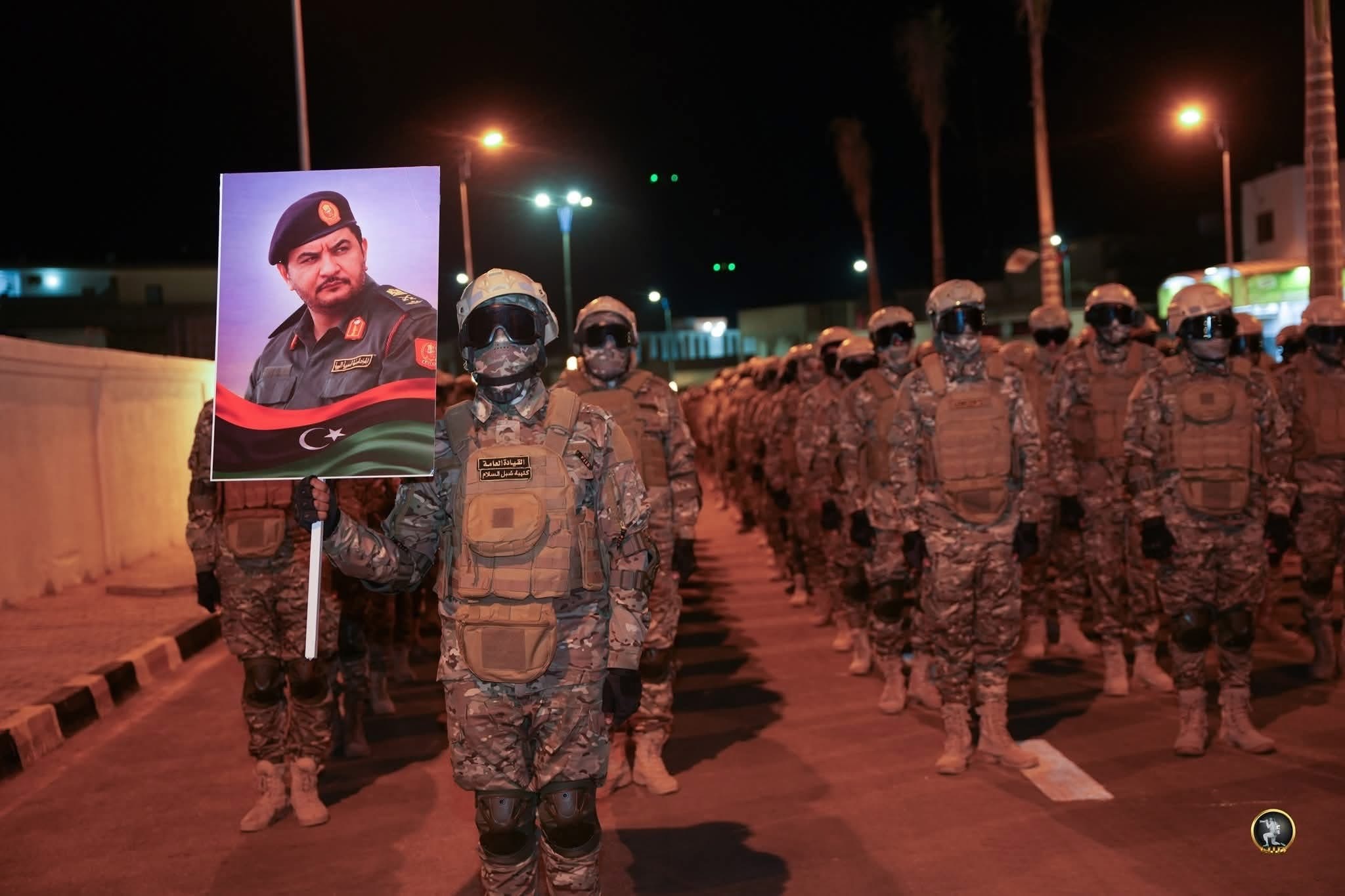 لواء سبل السلام ينفذ مسيرًا ليليًا في شوارع الكفرة