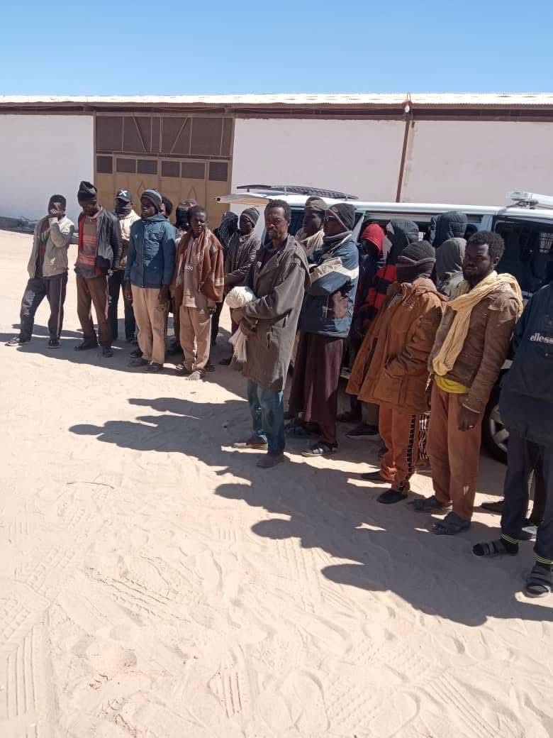 ضبط 38 مهاجراً غير شرعي وترحيلهم عبر فرع الجنوب الشرقي