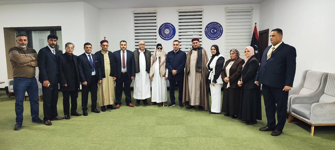 عميد وأعضاء المجلس البلدي طبرق يؤدون اليمين القانونية