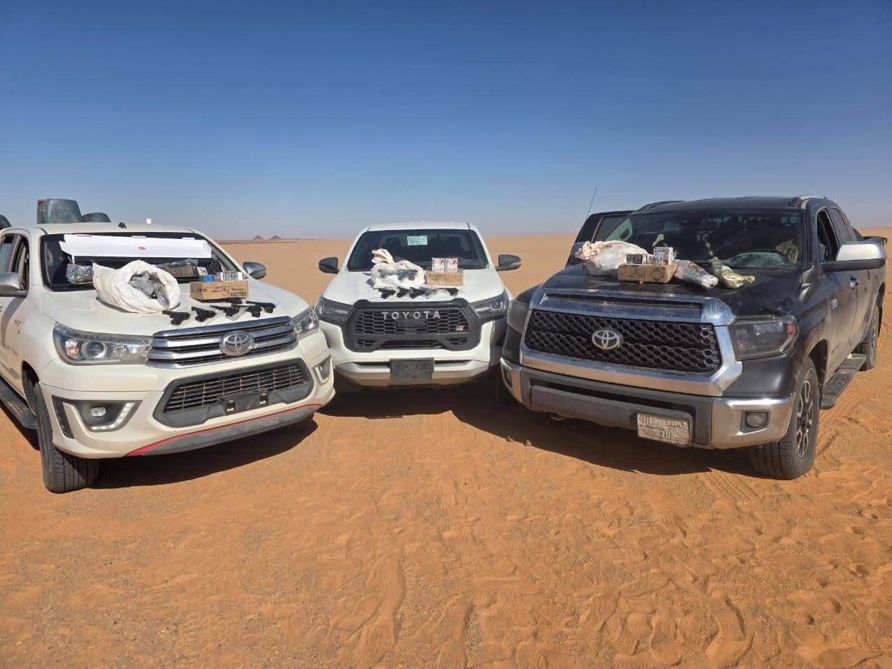 ضبط آليات وأسلحة في عملية أمنية للدوريات الصحراوية بالجنوب الشرقي