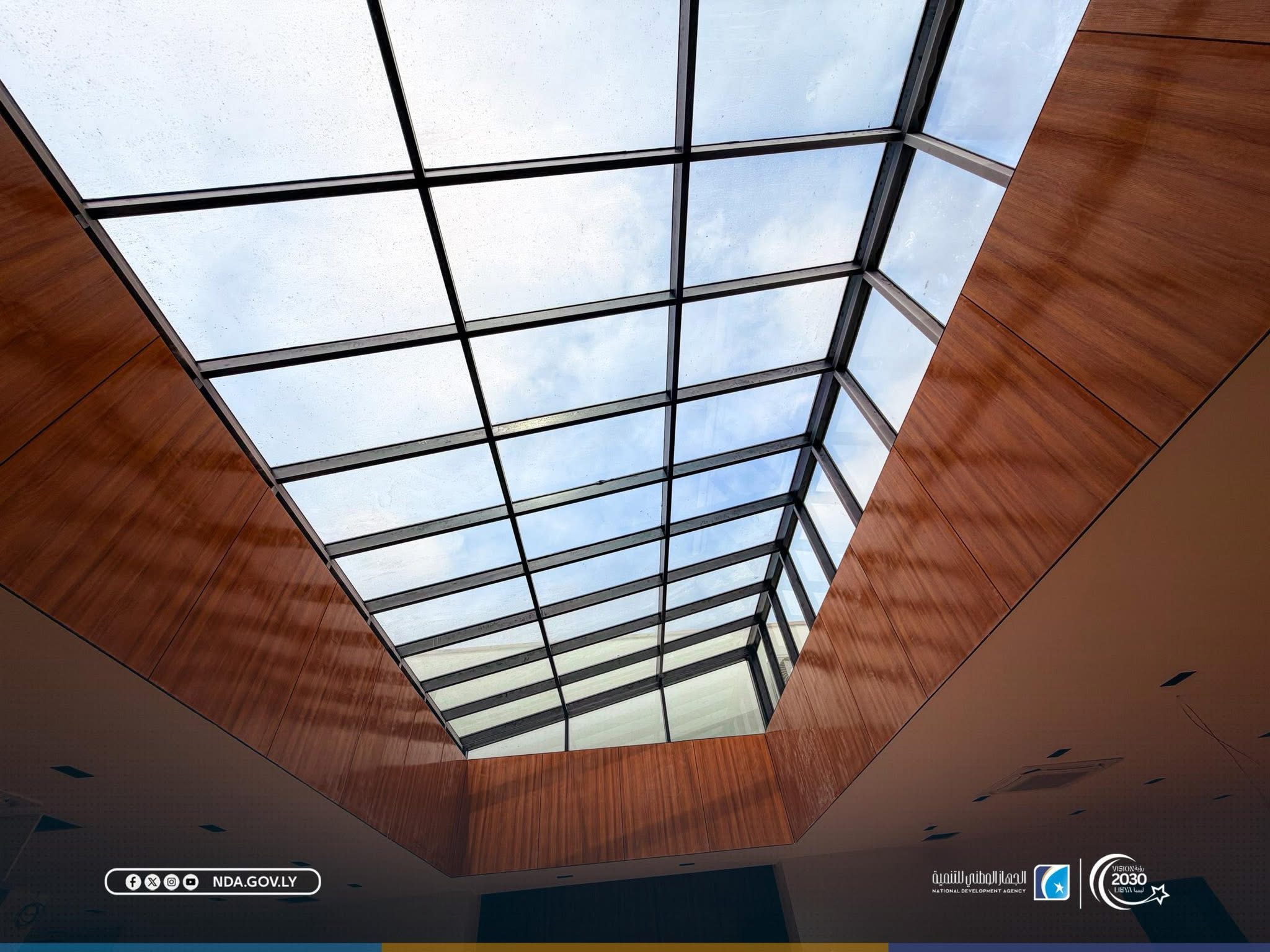 اقتراب اكتمال مشروع مجمع قاعات المؤتمرات العلمية في سرت بنسبة إنجاز 98%