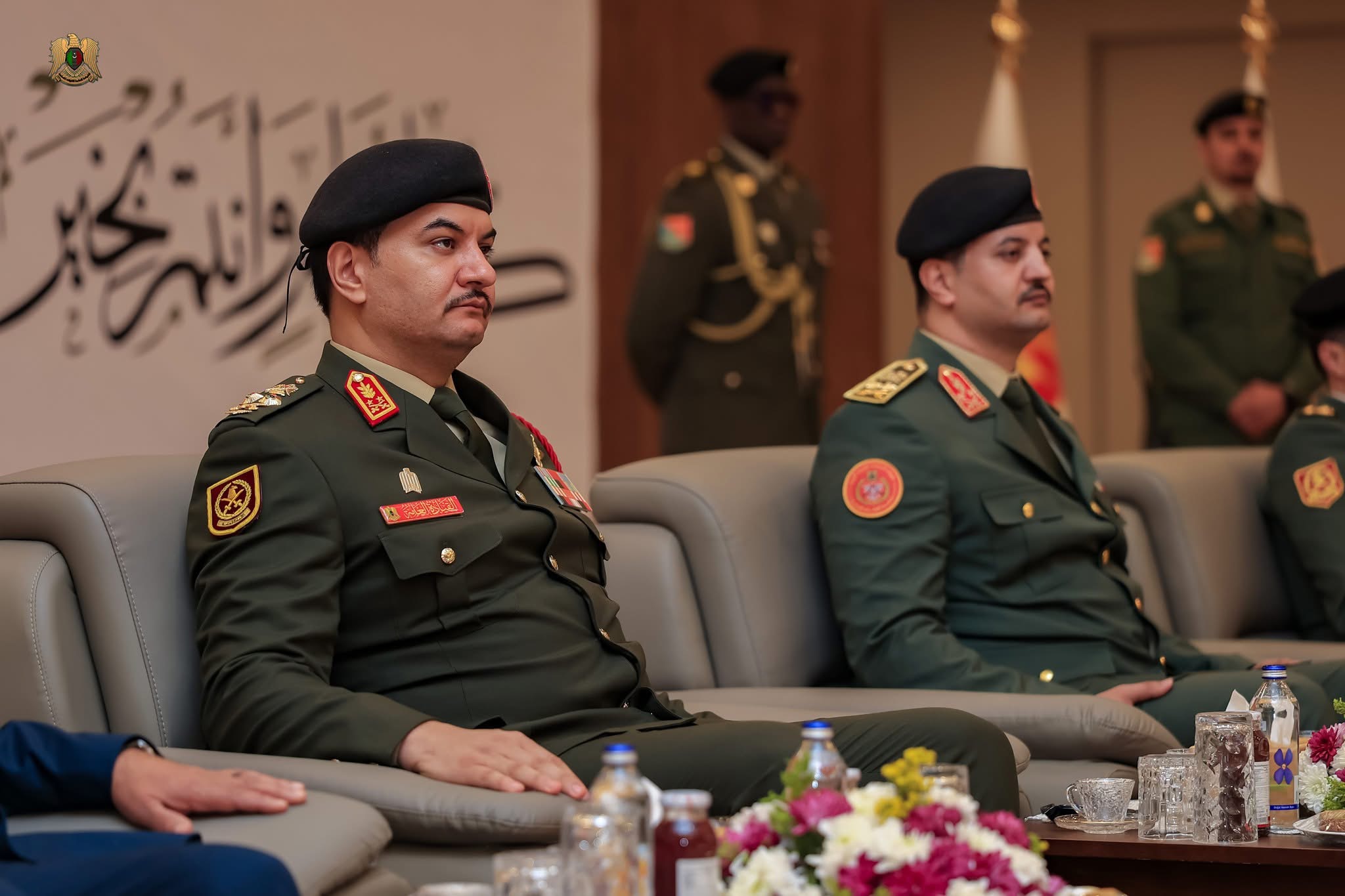 القائد العام للقوات المسلحة يستقبل المهنئين بعيد الفطر ويؤكد جاهزية الجيش