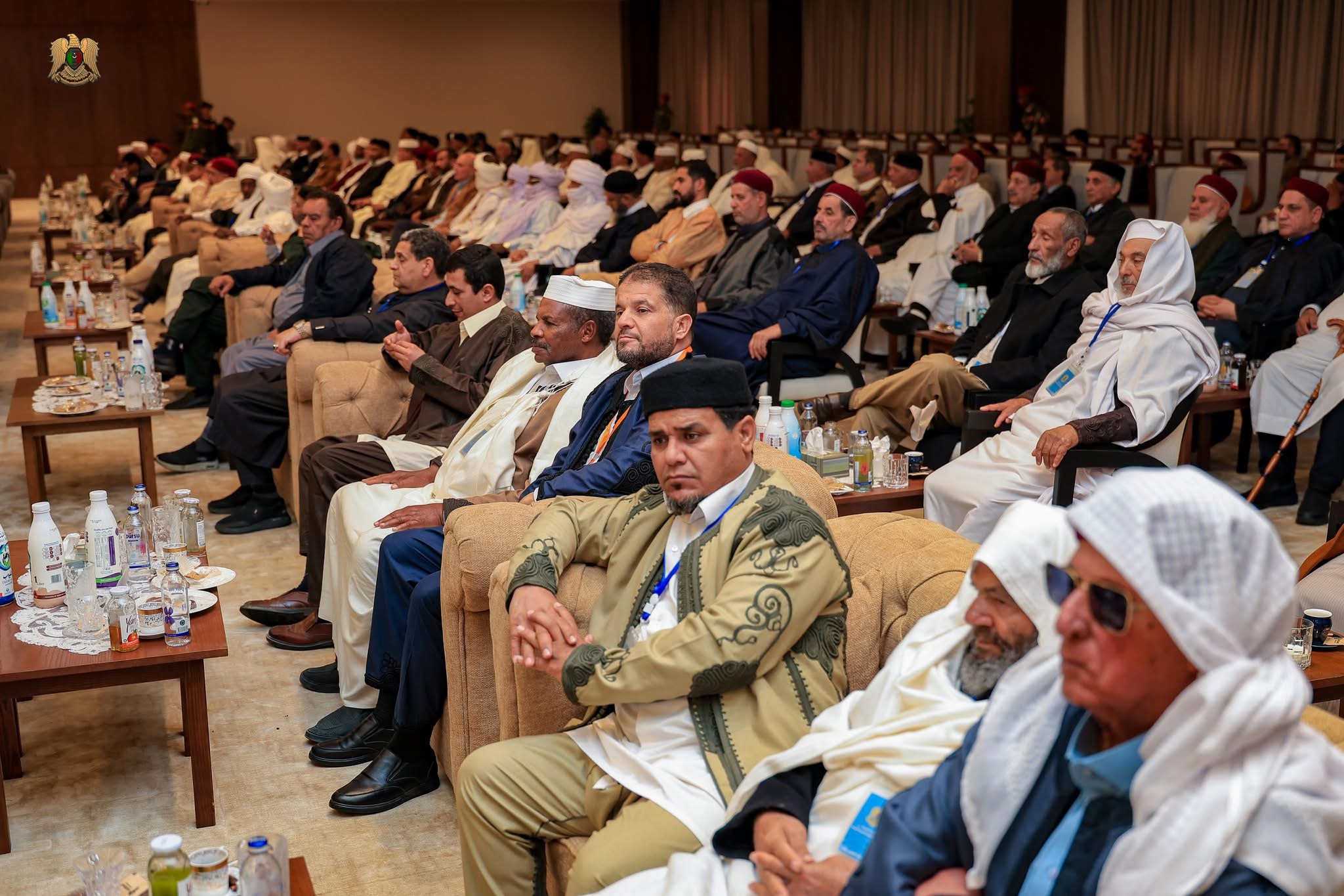 القائد العام للقوات المسلحة يستقبل المهنئين بعيد الفطر ويؤكد جاهزية الجيش