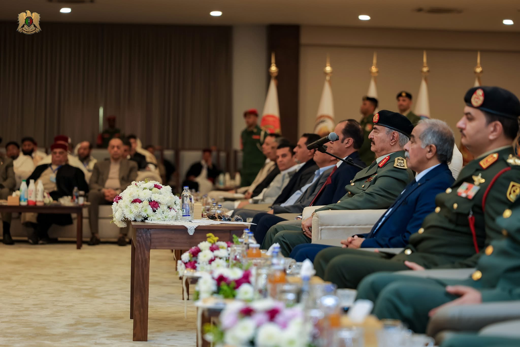 القائد العام للقوات المسلحة يستقبل المهنئين بعيد الفطر ويؤكد جاهزية الجيش