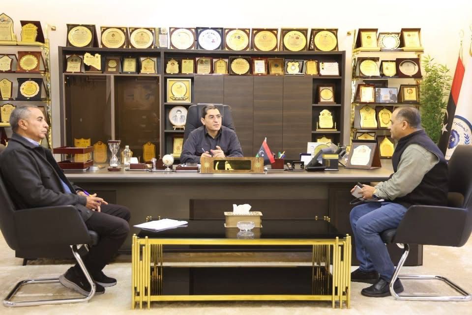 وزير العمل والتأهيل يتابع استعدادات المرحلة الثالثة من مبادرة "صناعة كادر ليبي"