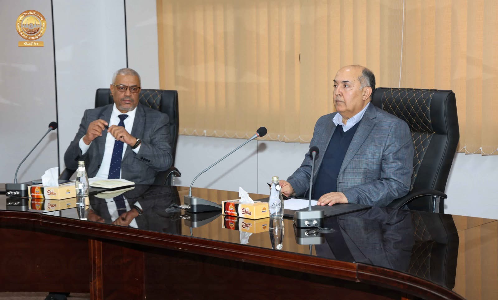 رئيس ديوان مجلس النواب يبحث سير العمل وخطط الربع الثاني خلال اجتماع دوري ببنغازي