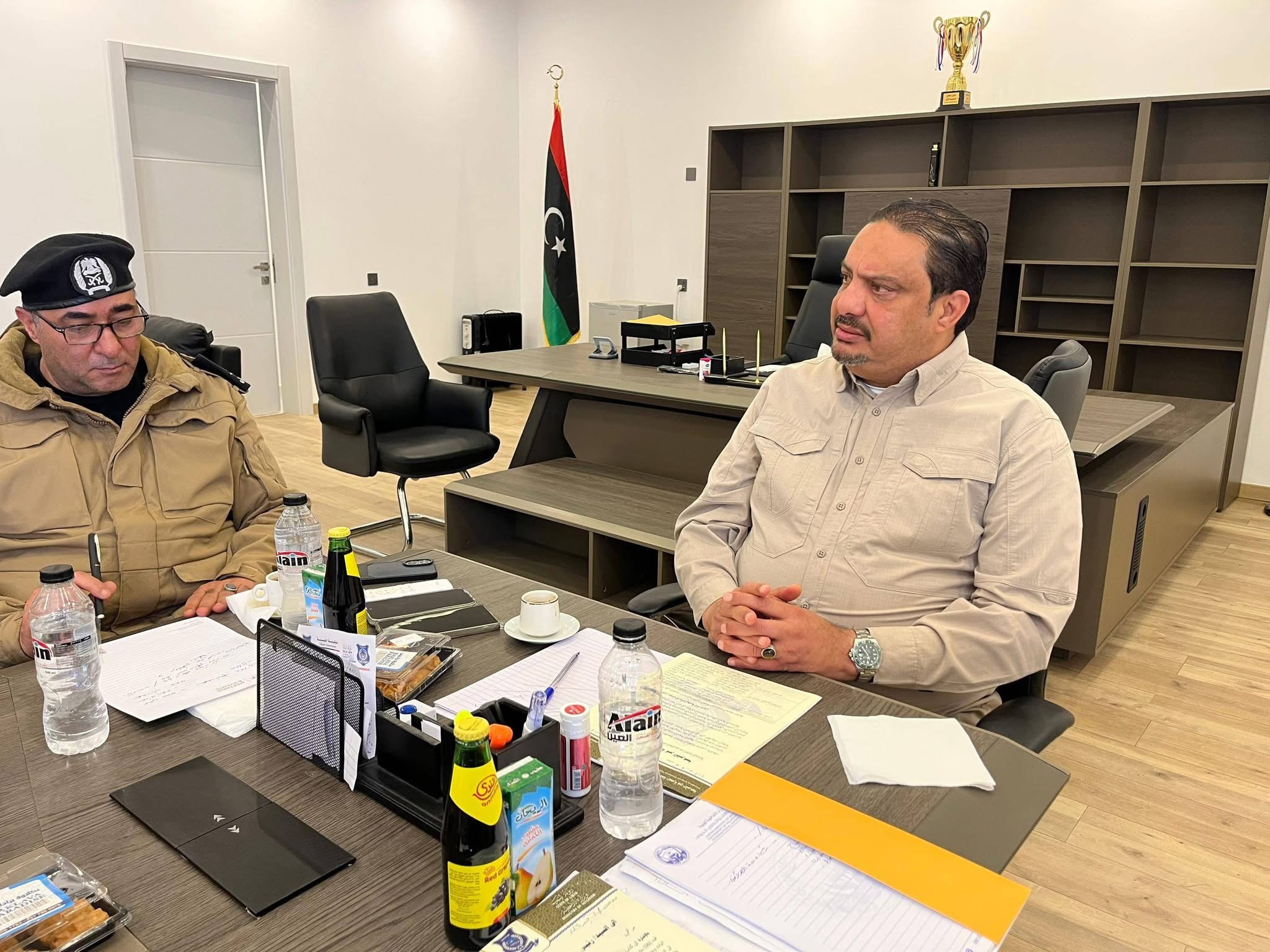 رئيس جهاز مكافحة الهجرة غير الشرعية يعقد اجتماعًا موسعًا لمتابعة سير العمل وبدء إجراءات الترحيل