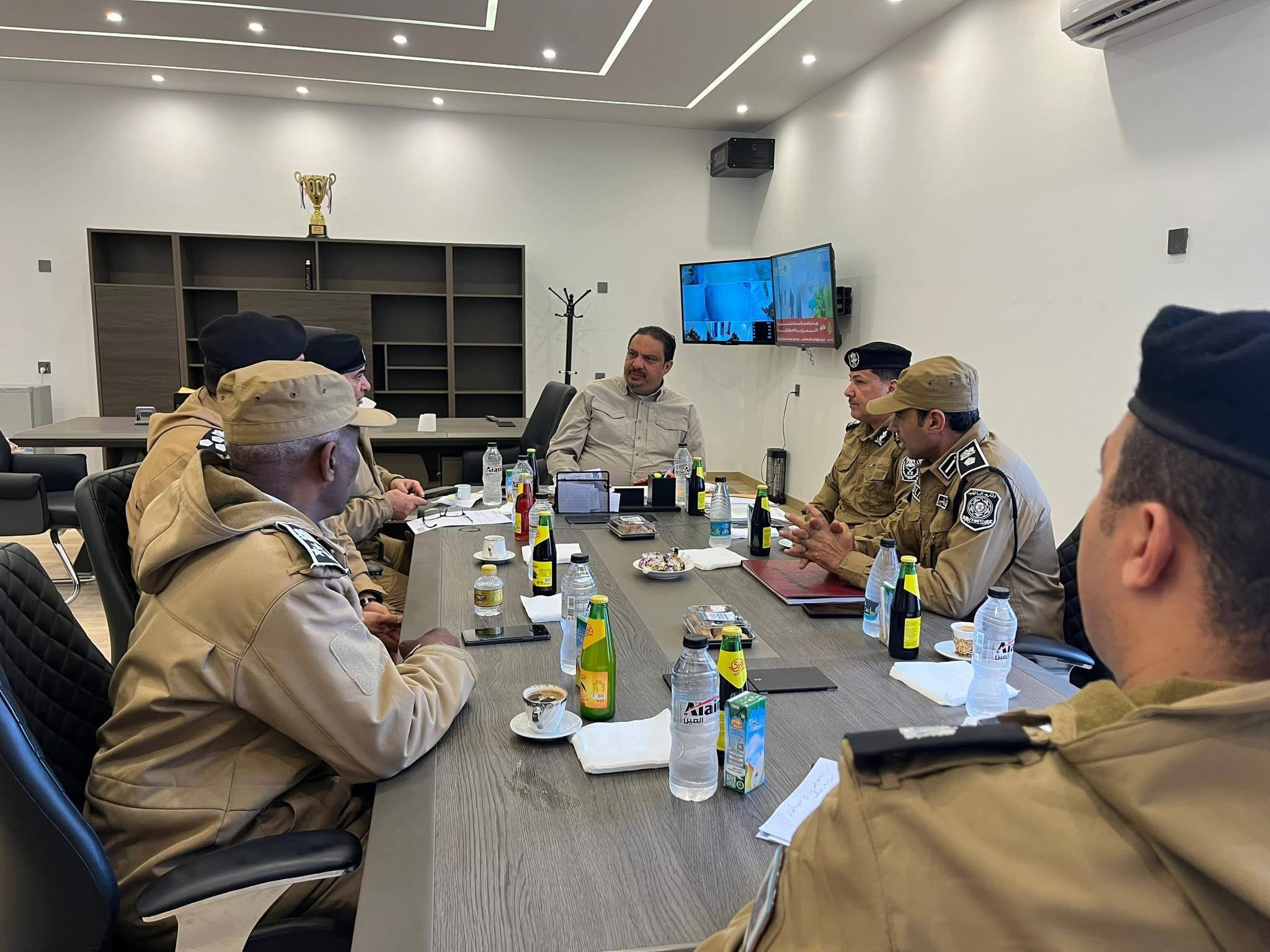 رئيس جهاز مكافحة الهجرة غير الشرعية يعقد اجتماعًا موسعًا لمتابعة سير العمل وبدء إجراءات الترحيل