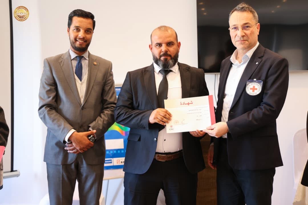 ديوان مجلس النواب ينظم مائدة مستديرة حول القانون الدولي الإنساني بالتعاون مع الصليب الأحمر