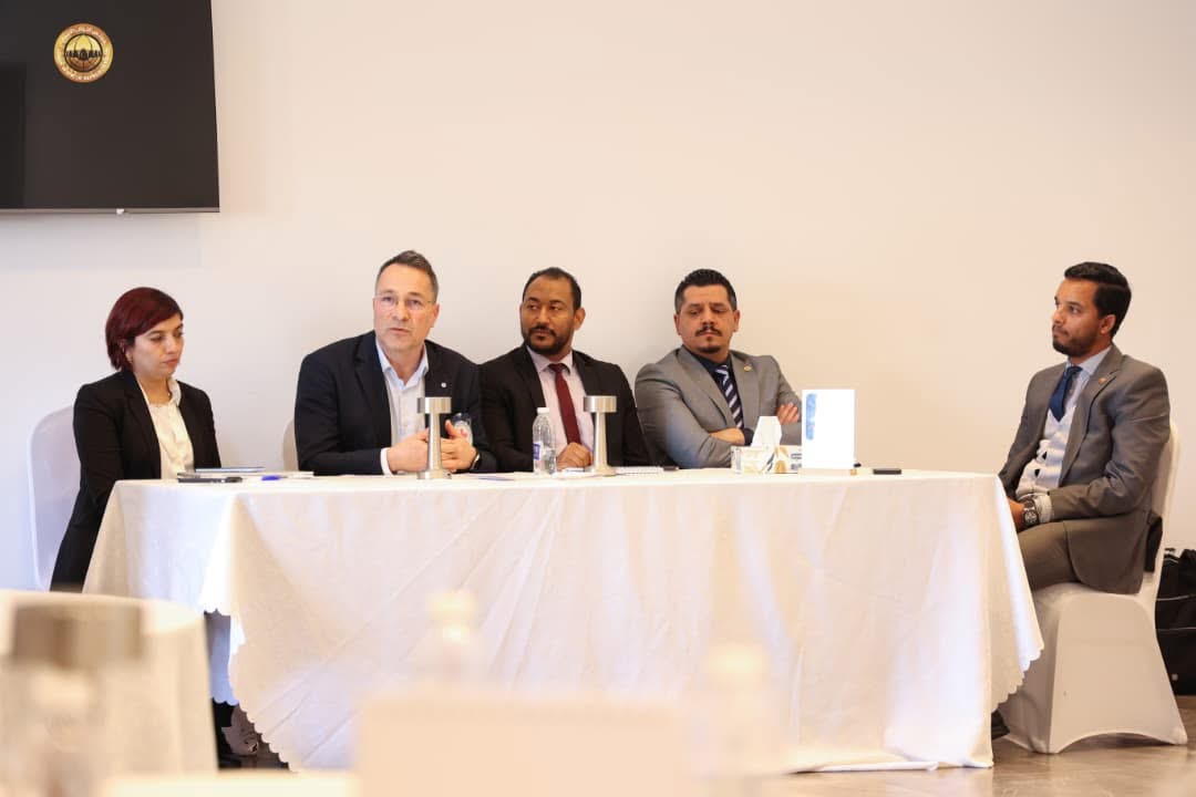 ديوان مجلس النواب ينظم مائدة مستديرة حول القانون الدولي الإنساني بالتعاون مع الصليب الأحمر