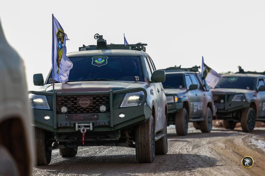 تحرك وحدات الصاعقة من بنغازي إلى سرت للمشاركة في “فلينتلوك 2026”