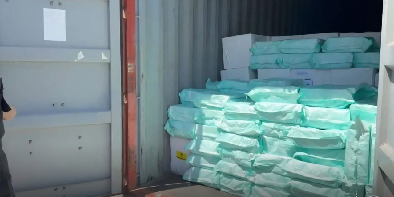 ضبط 4.5 مليون قرص “لاريكا” في ميناء مصراتة وإحباط محاولة تهريب كبرى