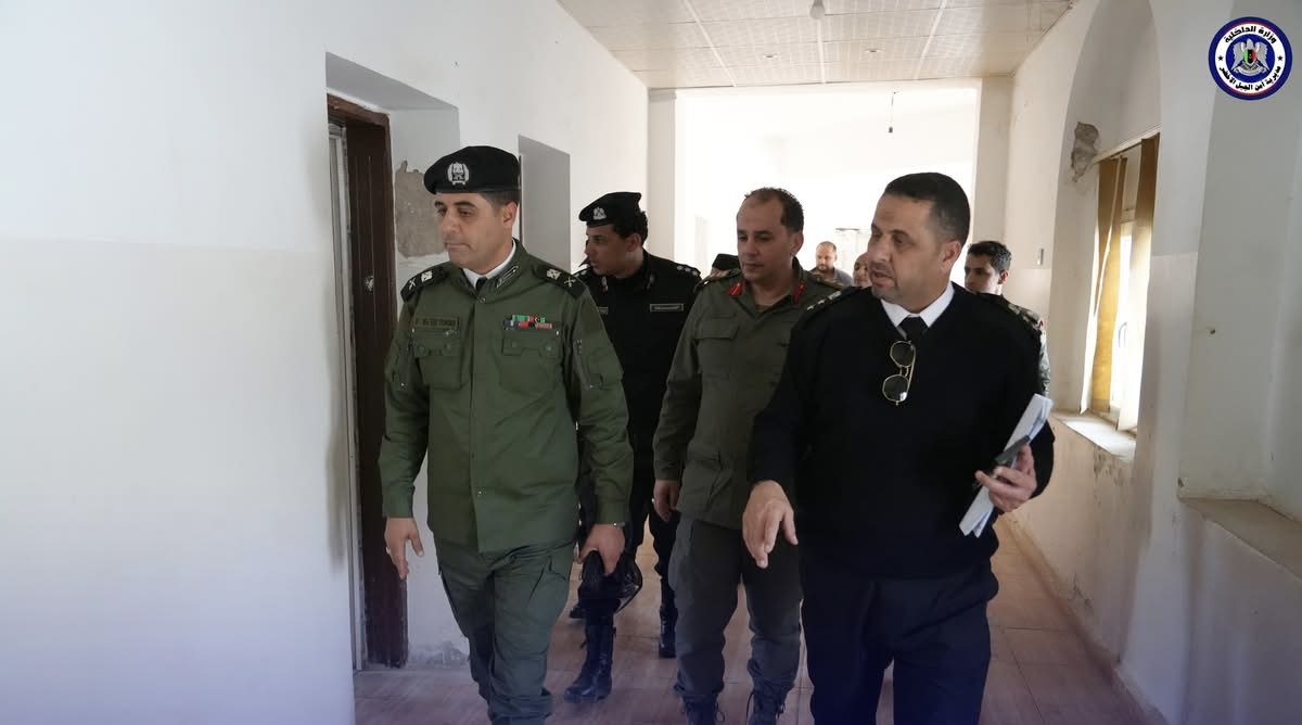 تسليم مقرات أمنية بالجبل الأخضر لدعم الجاهزية وتعزيز العمل المشترك