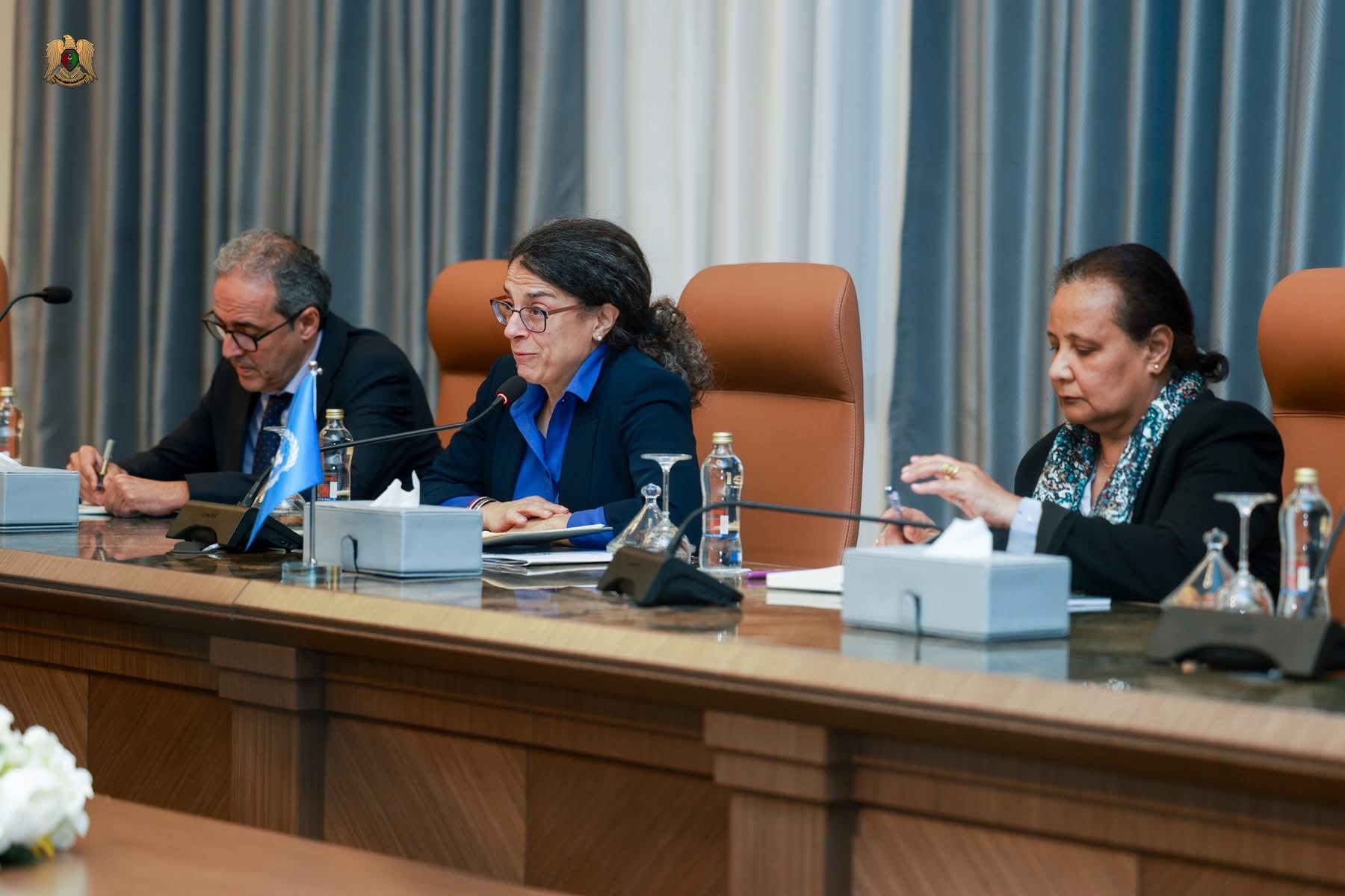 نائب القائد العام  يبحث مع نائبة بعثة الأمم المتحدة مستجدات الملفين السياسي والاقتصادي في بنغازي