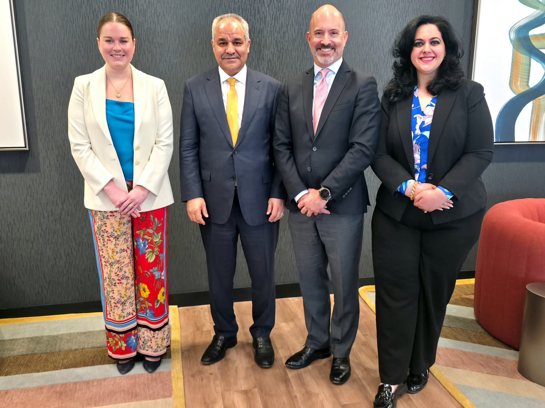 محافظ مصرف ليبيا المركزي يبحث في واشنطن عودة الشركات الأمريكية للسوق الليبي