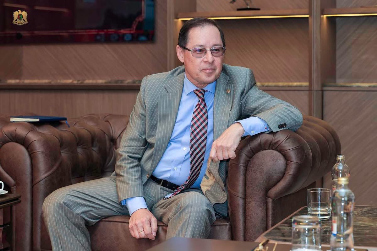 القائد العام يستقبل سفير روسيا لدى ليبيا ويبحثان تعزيز التعاون الأمني والعلاقات الثنائية