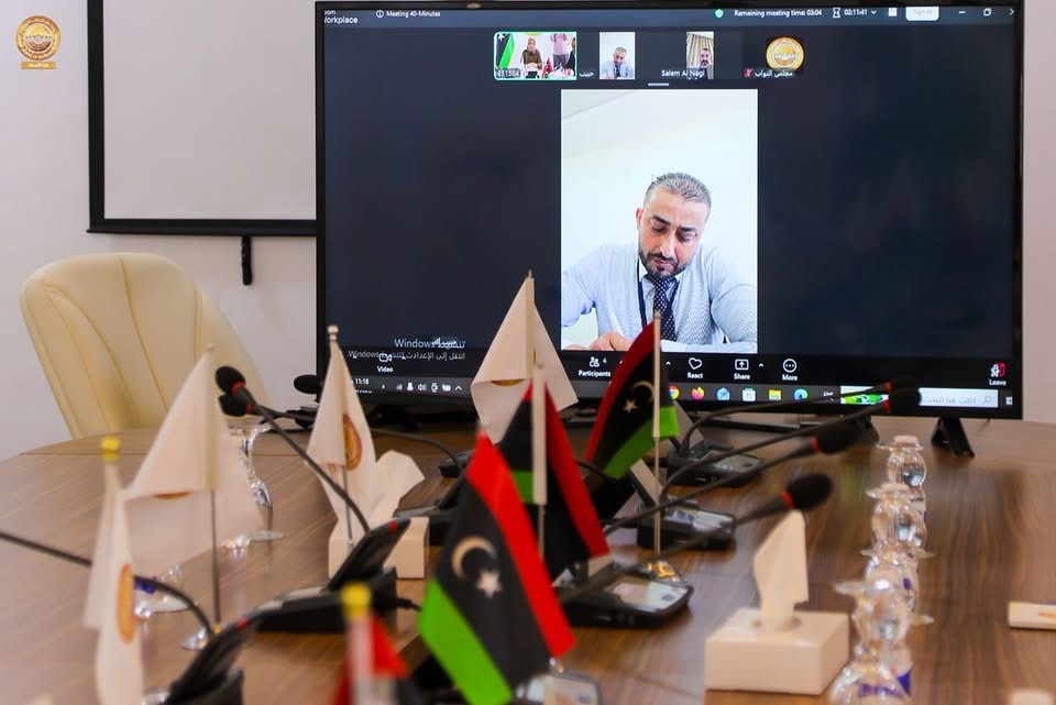 لجنة برلمانية تبحث تحديث قوانين الاتصالات والفضاء الرقمي وتعزيز الأمن السيبراني