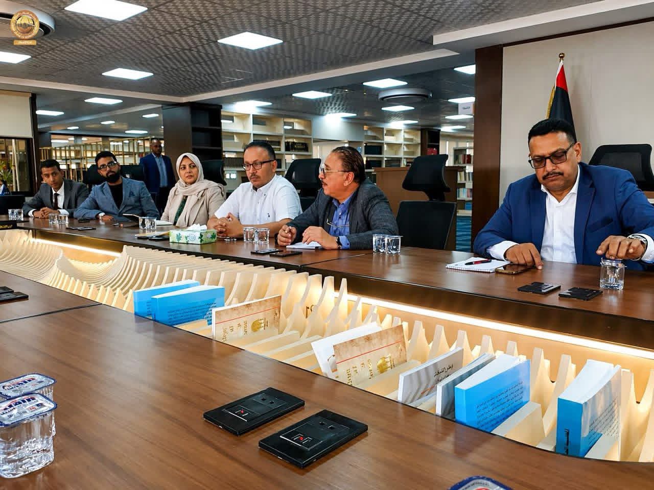 تعزيز التعاون البحثي بين ديوان مجلس النواب والأكاديمية العسكرية للعلوم الأمنية والاستراتيجية