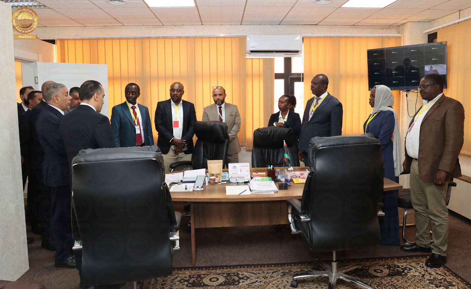 جولة تفقدية لمستشاري البرلمانات الأفريقية داخل ديوان مجلس النواب