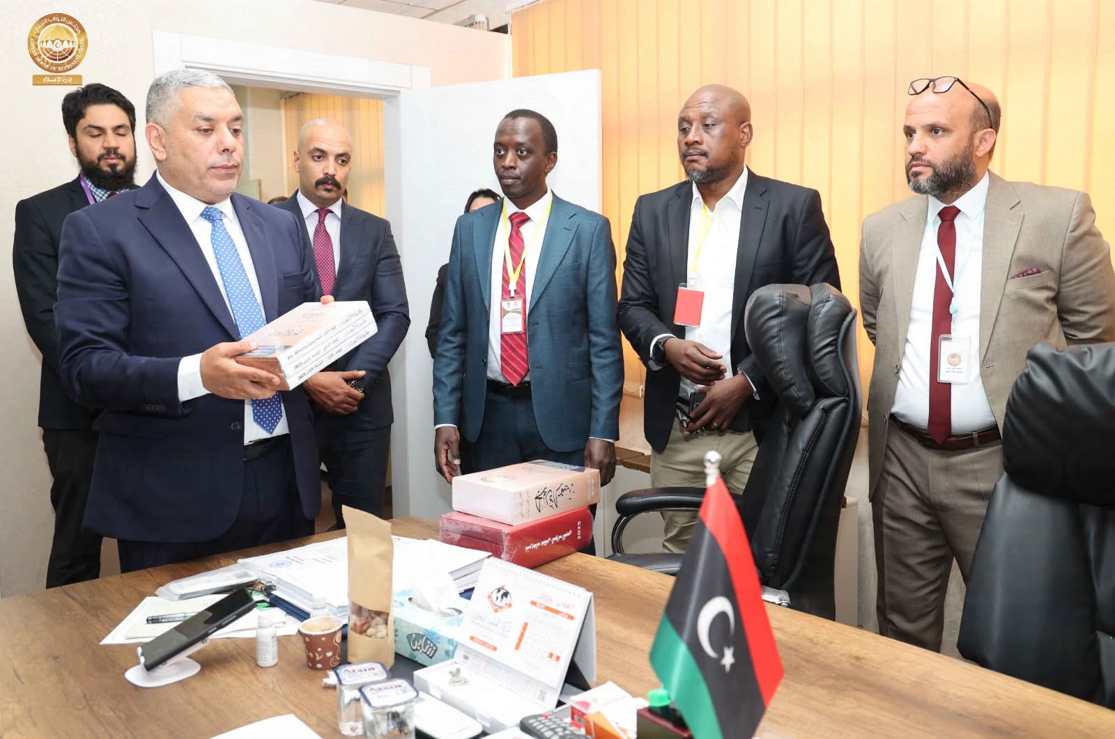 جولة تفقدية لمستشاري البرلمانات الأفريقية داخل ديوان مجلس النواب