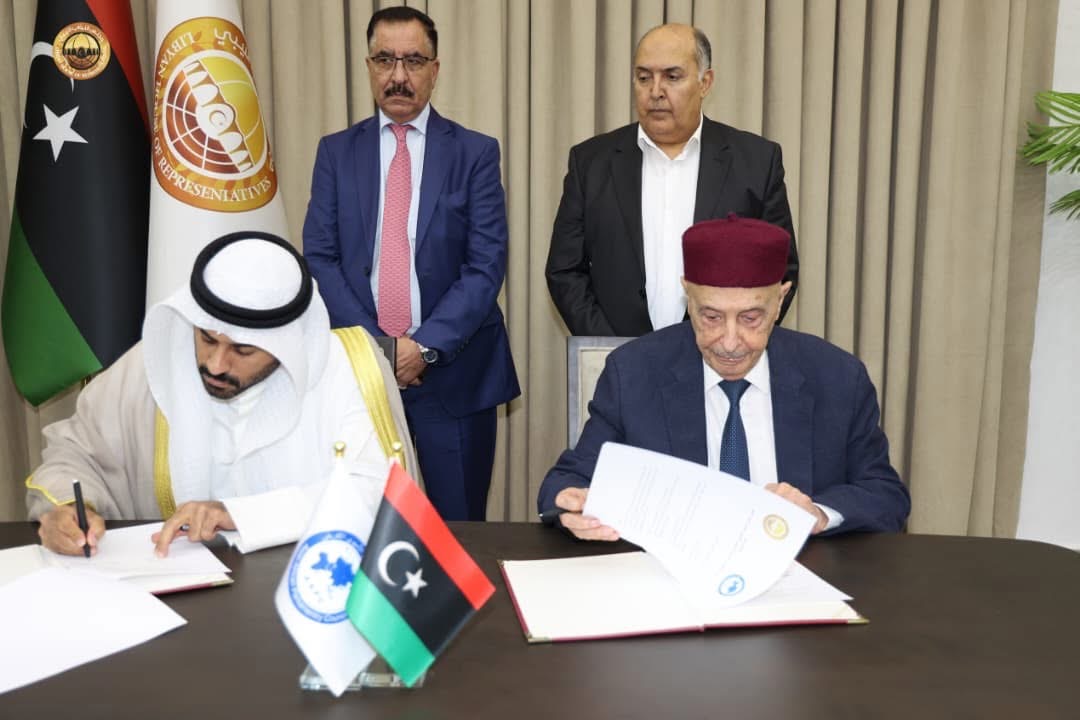 رئيس مجلس النواب يلتقي النائب الأول لرئيس المجلس البرلماني الآسيوي الأفريقي