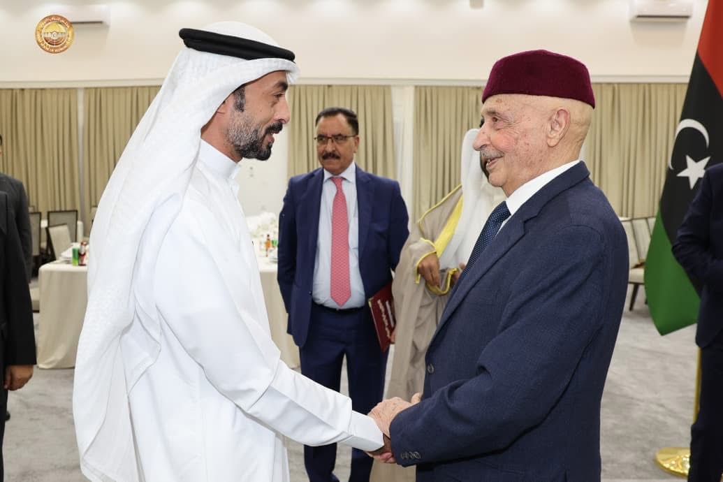 رئيس مجلس النواب يلتقي النائب الأول لرئيس المجلس البرلماني الآسيوي الأفريقي