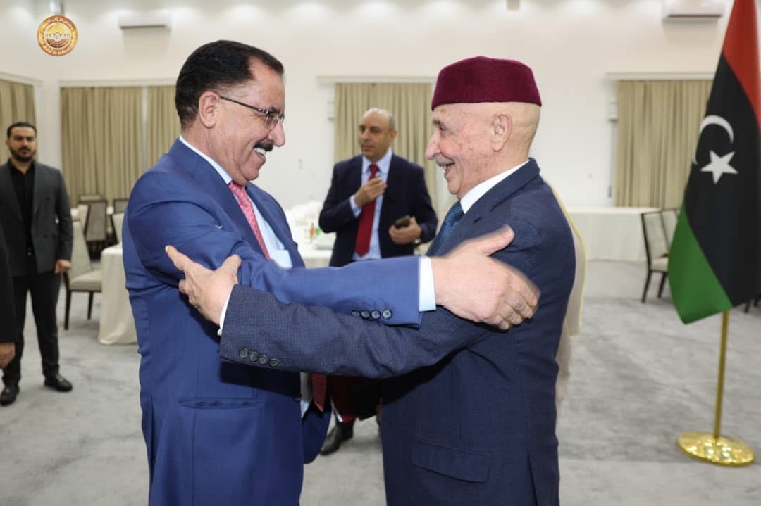 رئيس مجلس النواب يلتقي النائب الأول لرئيس المجلس البرلماني الآسيوي الأفريقي