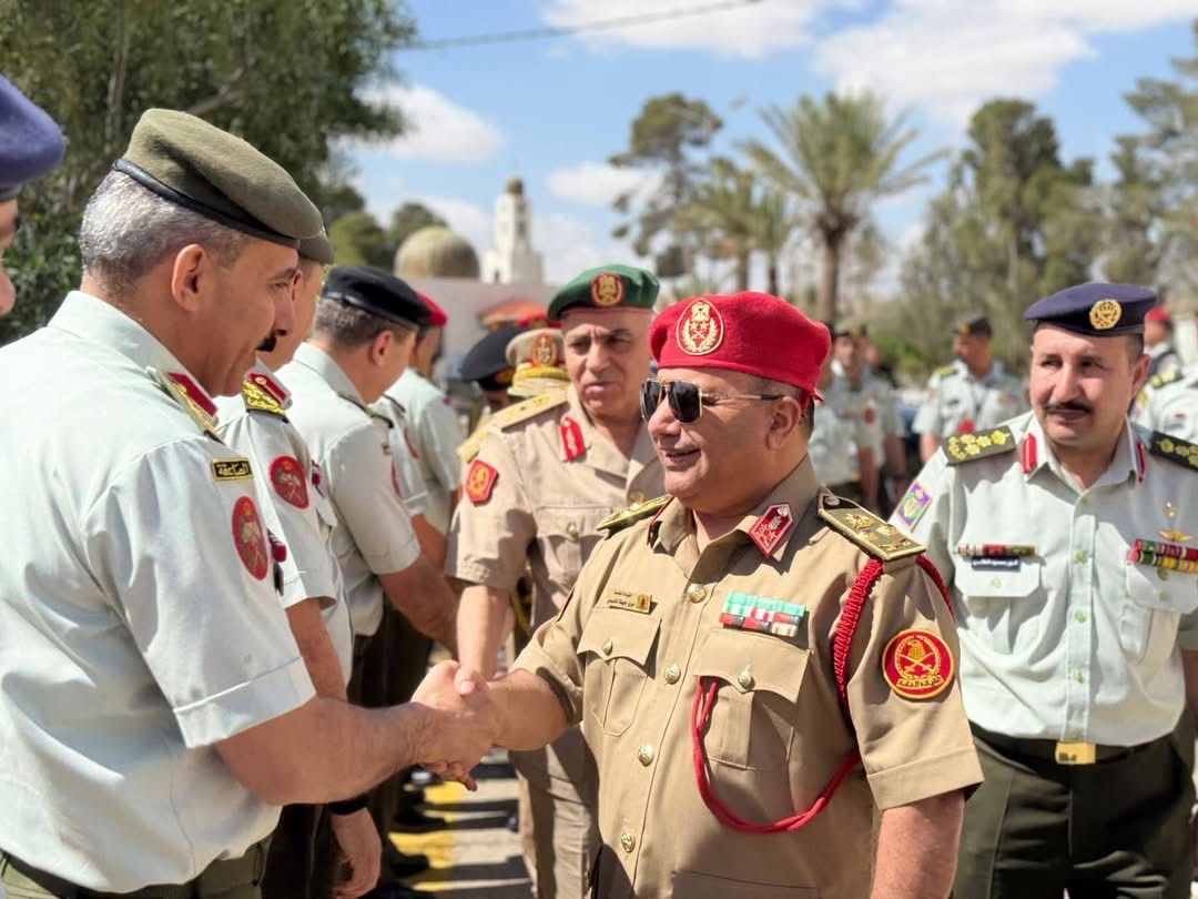 الأمين العام للقيادة العامة يشهد تخريج 94 ضابطًا ليبيًا بالأردن