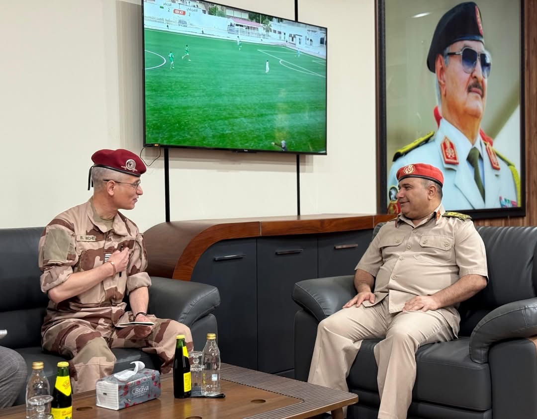 مصرف ليبيا المركزي يصدر تعليمات بتمديد دوام المصارف حتى الخامسة مساءً