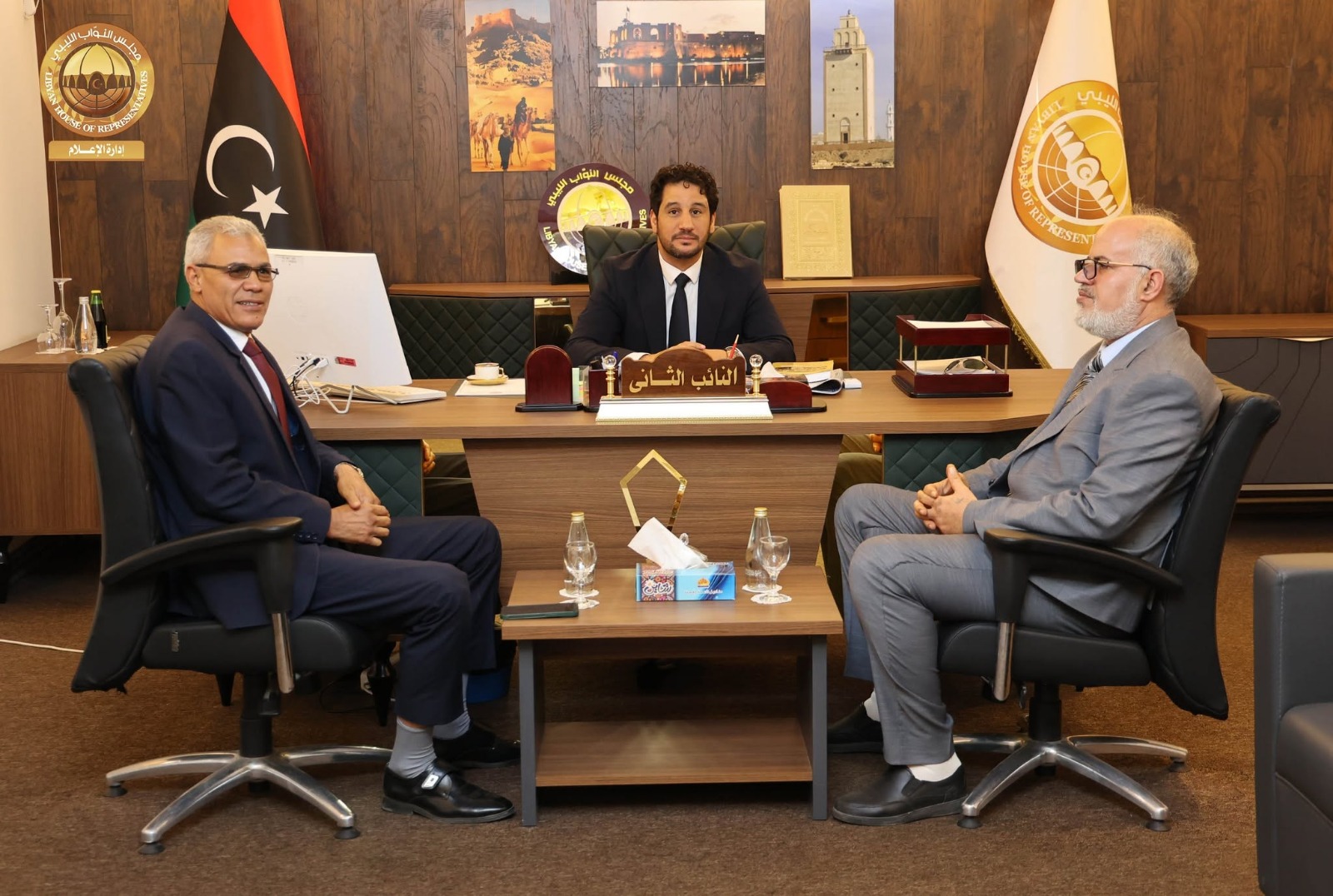 دومة يناقش مع عمداء بلديتي سبها والجفرة احتياجات البلديتين