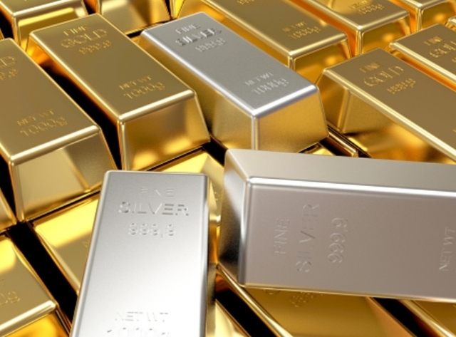 ارتفاع الذهب عند التسوية رغم خسائره الأسبوعية والفضة تتراجع بأكثر من 10%
