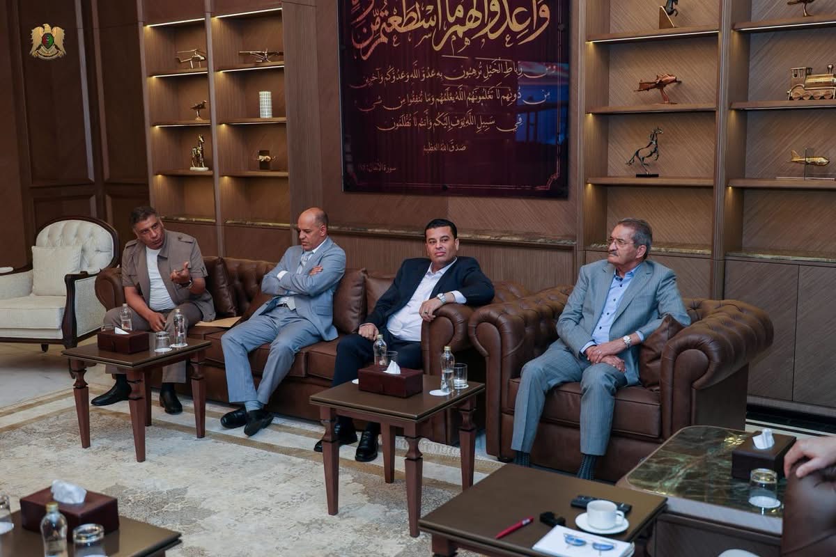 القائد العام للقوات المسلحة المشير أركان حرب خليفة أبوالقاسم حفتر يستقبل ممثلي القيادة العامة في اللجنة المشتركة (4+4)