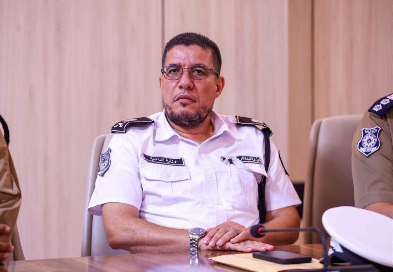 اللواء عصام أبوزريبة يعقد اجتماعًا لتعزيز التعاون لمكافحة المخدرات والظواهر السلبية بالمؤسسات التعليمية