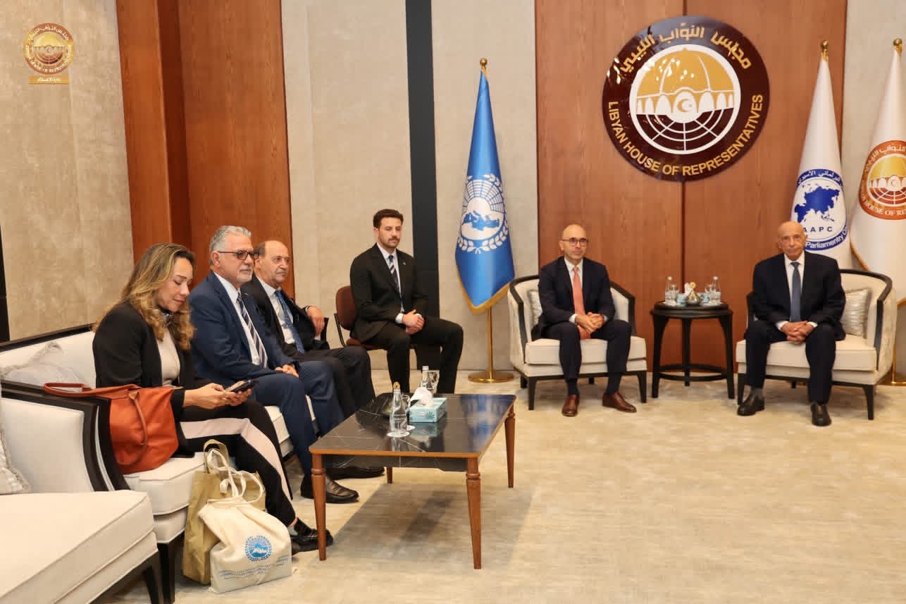 المستشار عقيله صالح يستقبل رئيس الجمعية البرلمانية للمتوسط والوفد المرافق له في بنغازي