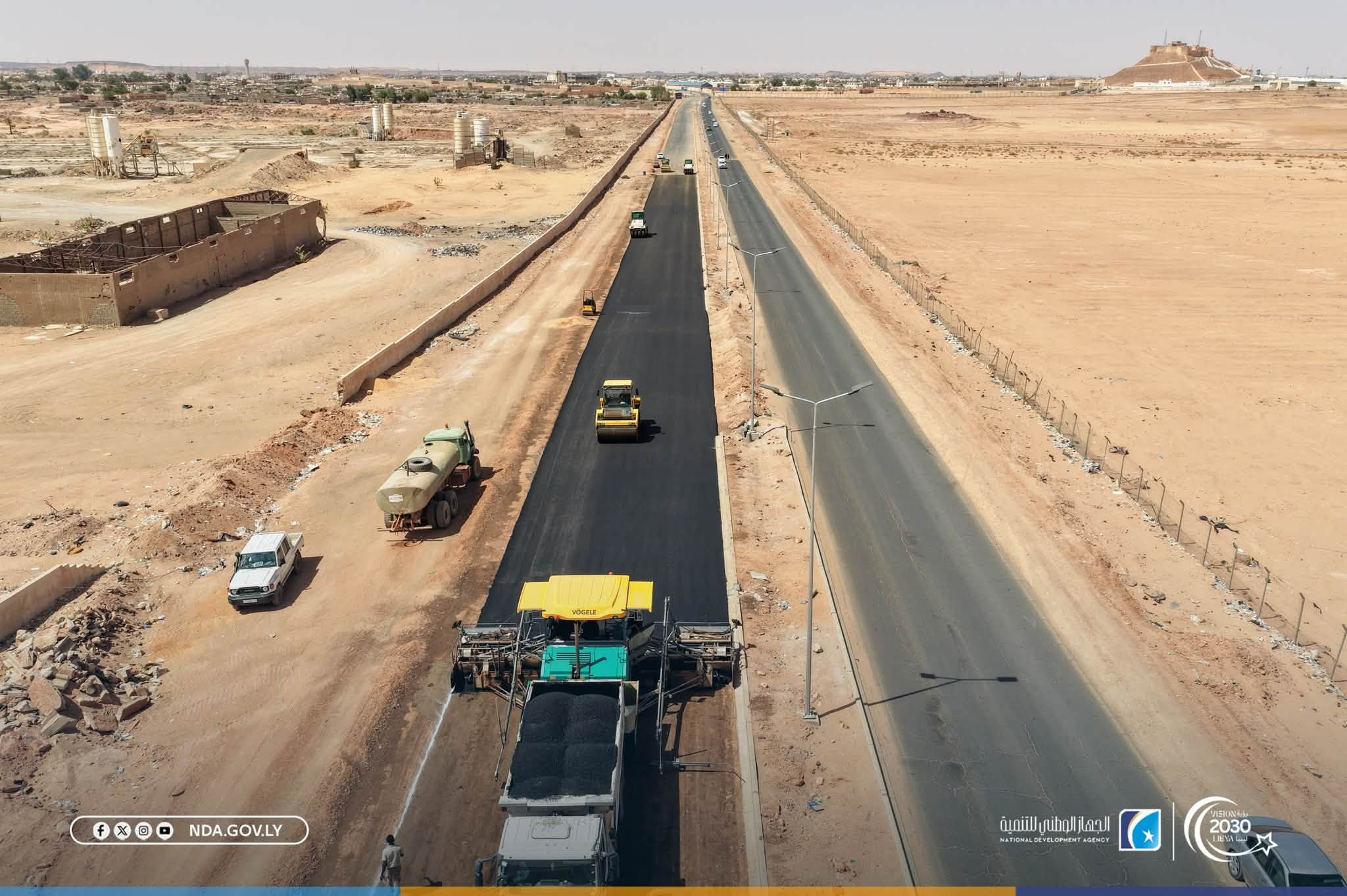 الوطني للتنمية: تواصل أعمال تأهيل المدخل الجنوبي لسبها
