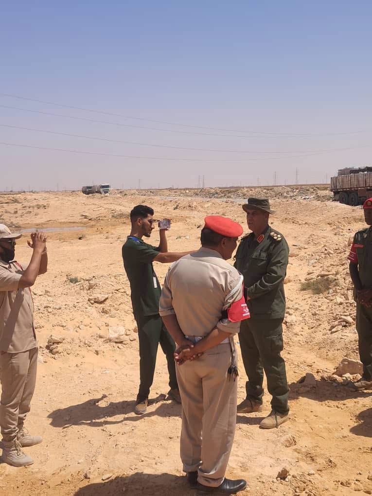 حملة ميدانية بأجدابيا لفتح وتنظيف وتأمين حرم منظومة النهر الصناعي