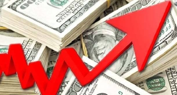 ارتفاع سعر الدولار في السوق الموازية إلى 8.58 دينار واستقرار التعاملات المصرفية