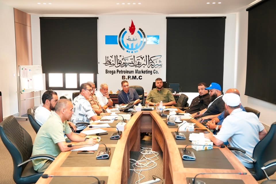 اللواء فرج اقعيم يبحث أزمة الازدحام على محطات الوقود.. وإجراءات عاجلة لتنظيم إمدادات البنزين والديزل