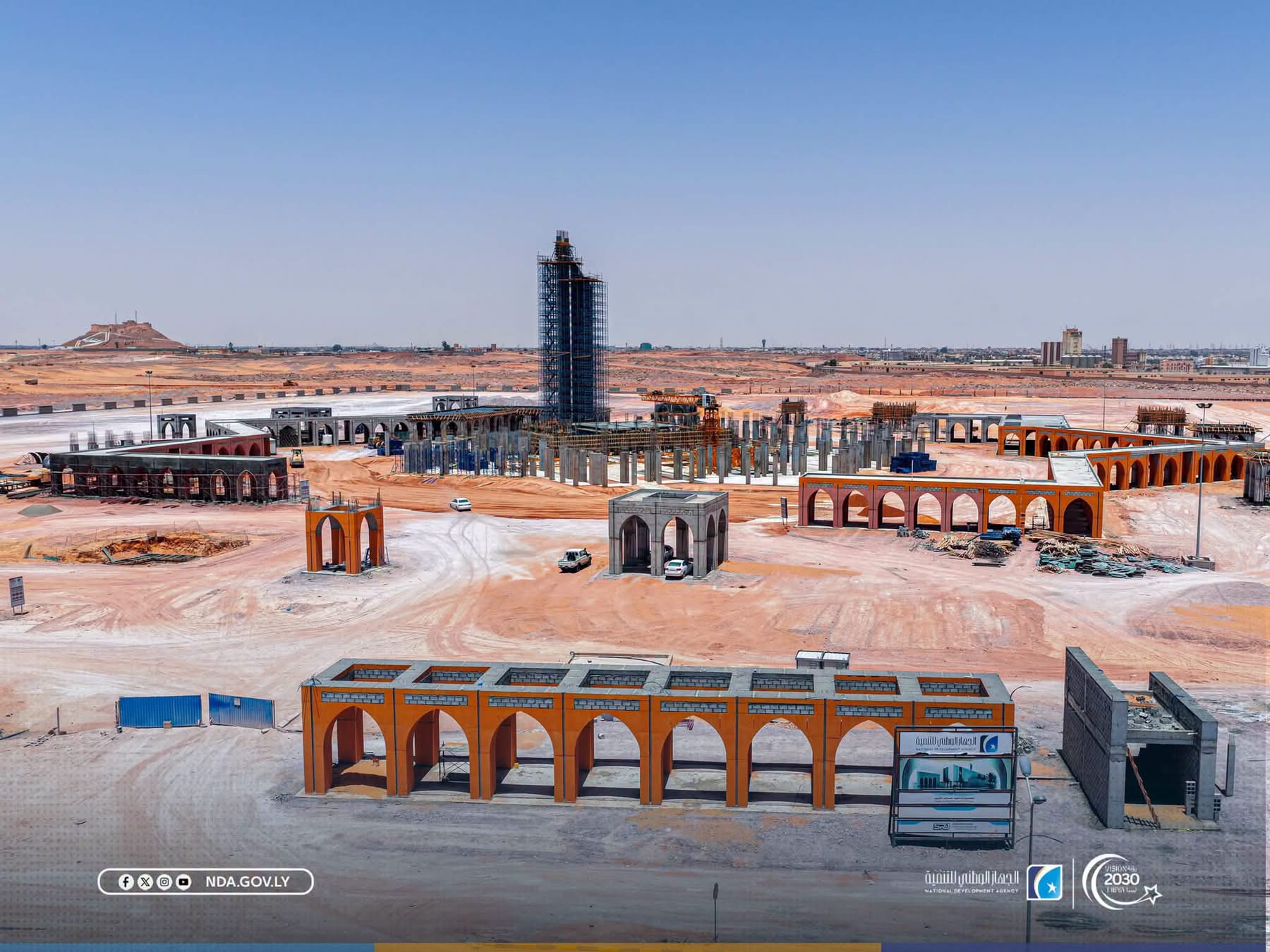 بنسب إنجاز متقدمة.. مسجد المشير بسبها يتحول إلى صرح ديني وحضاري 